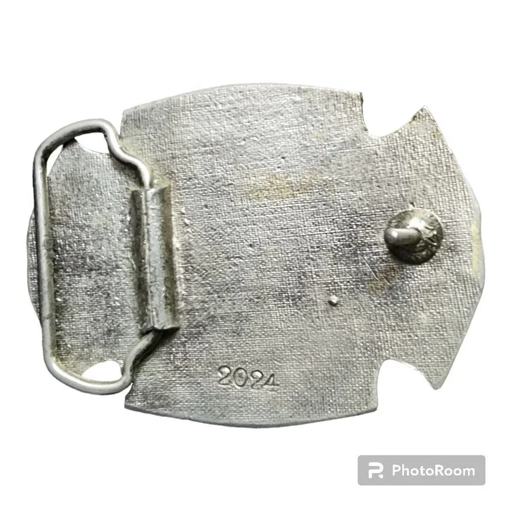 N/A vintage belt